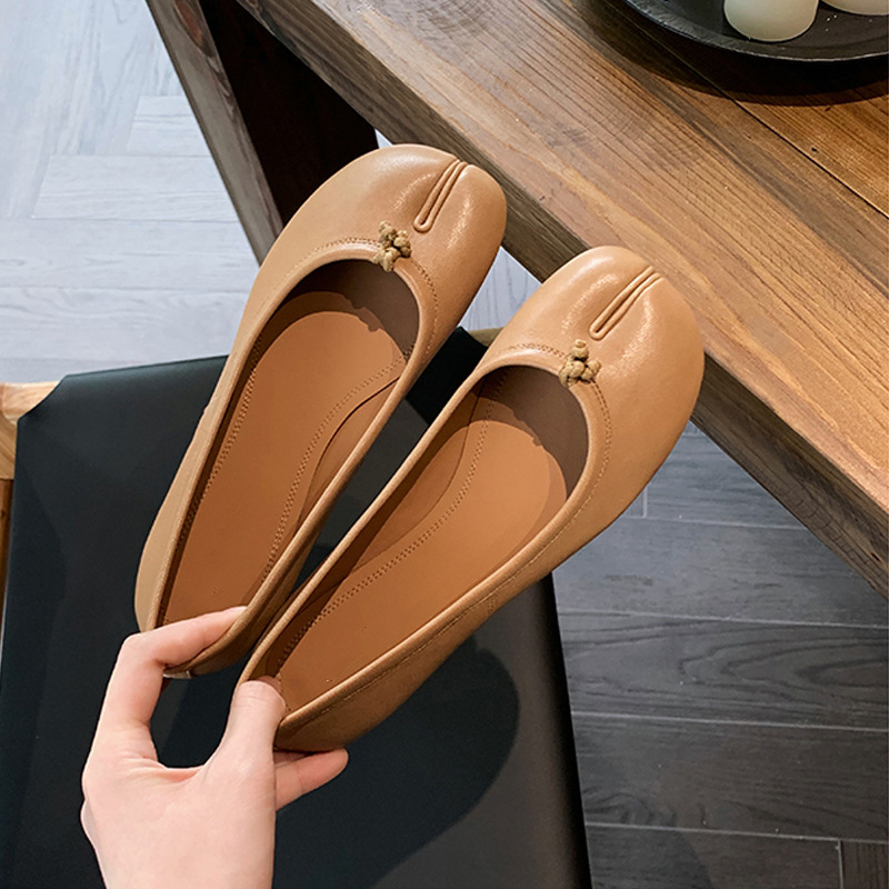 Women's Vintage Split Toe Mary - огляд і ціна Women'S Fashion Walking Shoes