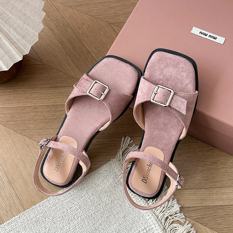 2025 New Flat Sandals for Wome - огляд і ціна Women'S Fashion Trends Summer 2025