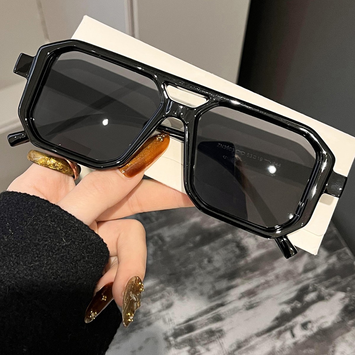 New Retro Square Double Beam S - огляд і ціна Women'S Fashion Eyewear